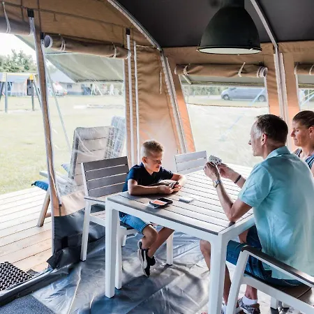 Luxury tent Tent On A Park, Just 2 5 Km From The