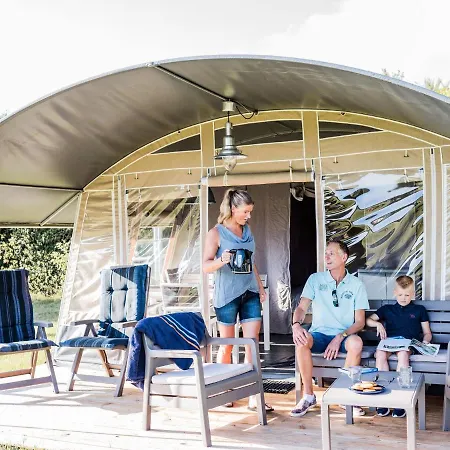 Luxury tent Tent On A Park, Just 2 5 Km From The
